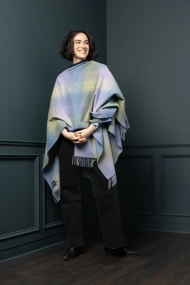 Women's Heather Check Lambswool Brat Shawl - Image 2